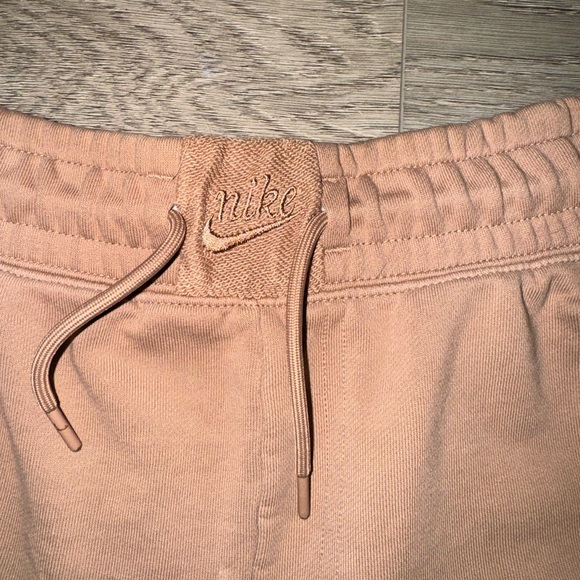 Nike Tan Sweatshorts - Picture 2 of 8